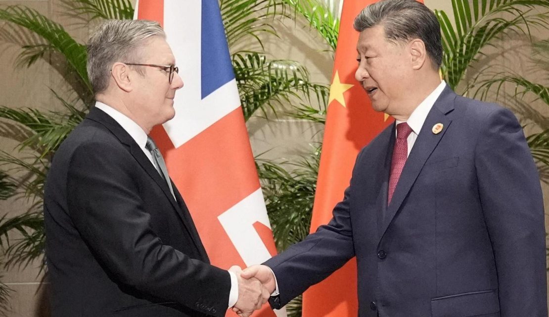 英首相访华，中英达成双边贸易协议